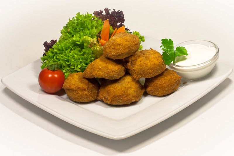 Rántott gombafejek, tartármártással