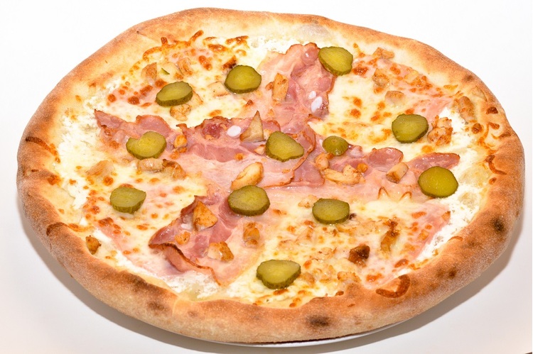 #htmlcaption_874 Mennyei Pizza 32 cm