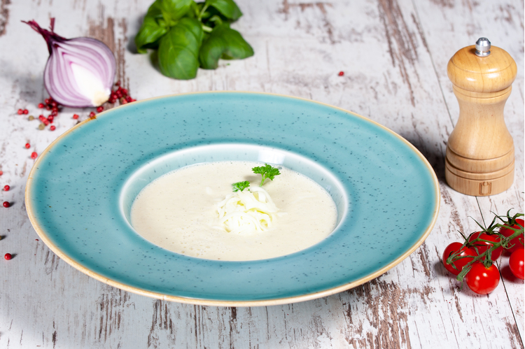 Karfiolkrémleves zöld olajjal, levesgyönggyel